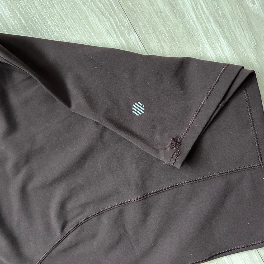 Neiwai Activewear Sleeveless Tank Top - Chocolate Plum - Picture 7 of 7